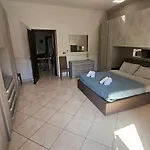 Saint Cristofer House